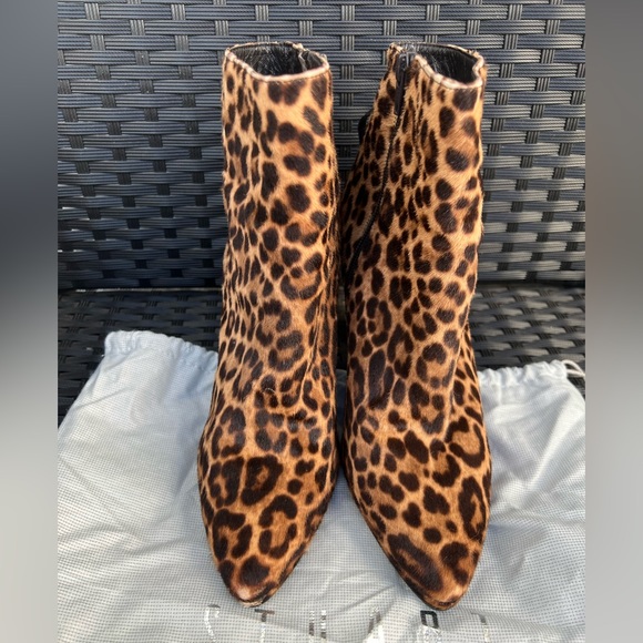 STUART WEITSMAN BOOTIES SIZE 8 1/2 - Picture 14 of 14